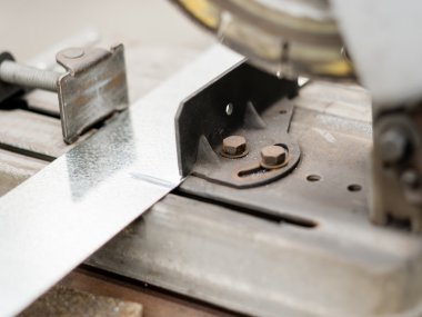 Asya işçi fabrikada üretim tesisi