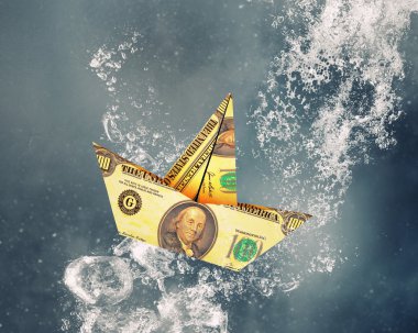 Doları gemi su altında