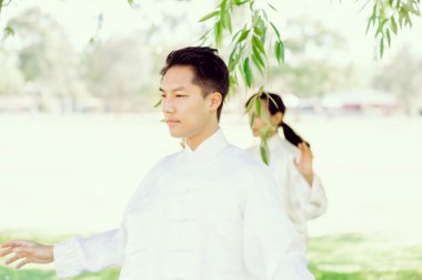 İnsanlar Park Thai chi