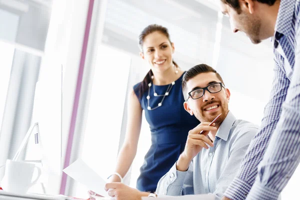 Business people in modern office — Stock Photo, Image