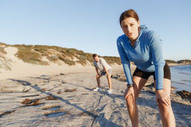 Plaj birlikte eğitim genç Çift