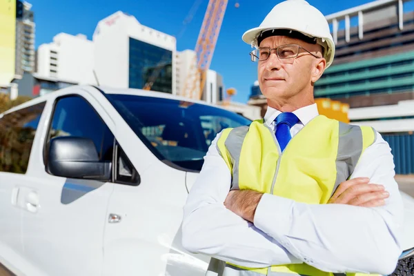 Ingeniero constructor en la obra — Foto de Stock