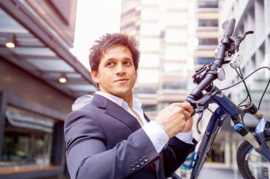 Bisiklet ile başarılı iş adamı
