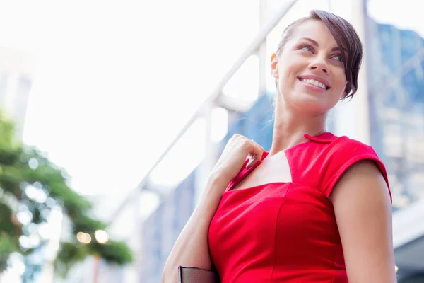 Retrato de mujer de negocios afuera —  Fotos de Stock