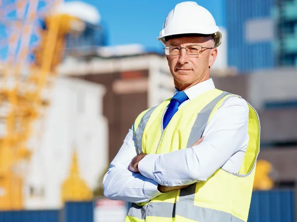 Ingeniero constructor en la obra — Foto de Stock