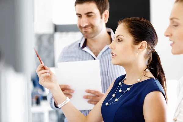 Business people in modern office — Stock Photo, Image