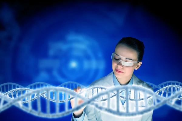 Woman science technologist in laboratory — Stock Photo, Image