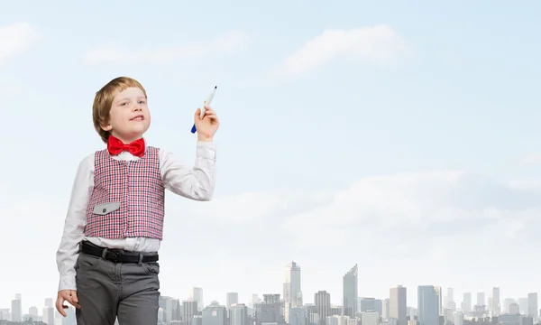 Ragazzo che crea la sua vita felice — Foto Stock