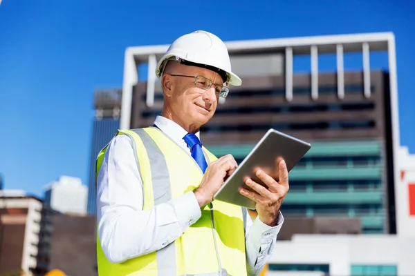 Ingenjör byggmästare på byggarbetsplatsen — Stockfoto