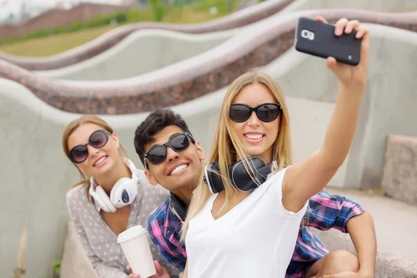 Making great selfie — Stock Photo, Image