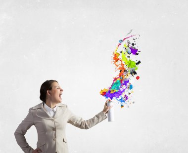 Kadın kullanım boya sprey