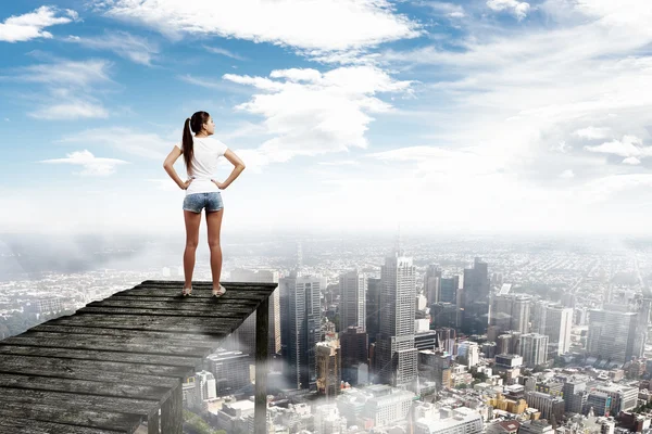 Viewing modern city from top — Stock Photo, Image