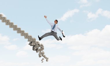 Üst zorlukların üstesinden