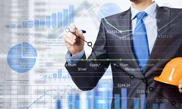 Analyzing sales data — Stock Photo, Image