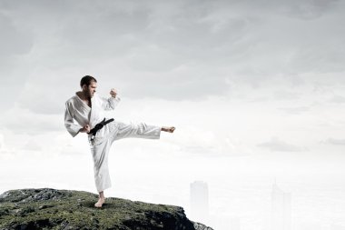 Eğitim karate adam