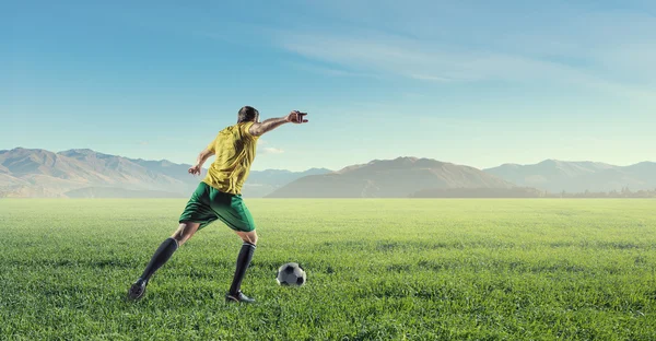 นักฟุตบอลร้อน — ภาพถ่ายสต็อก