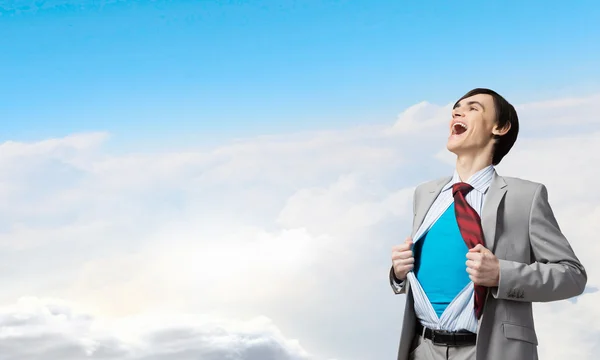 Gritando emocionalmente súper hombre de negocios — Foto de Stock