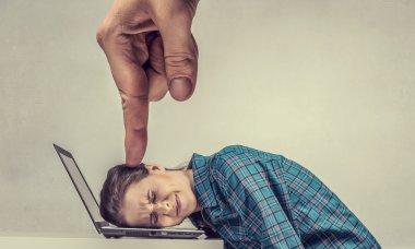 İş baskısı altında. Karışık teknik