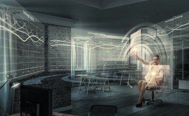 Medya panelini kullanarak iş kadını. Karışık teknik