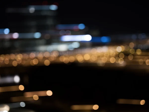야간 도시 생활입니다. 혼합 매체 — 스톡 사진