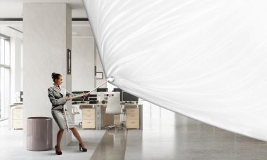 İş kadını çekerek afiş. Karışık teknik