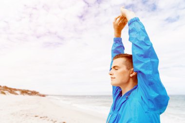 Adam sahilde dışında eğitim