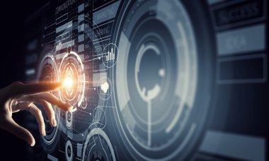 Sanal teknolojileri kullanılıyor. Karışık teknik