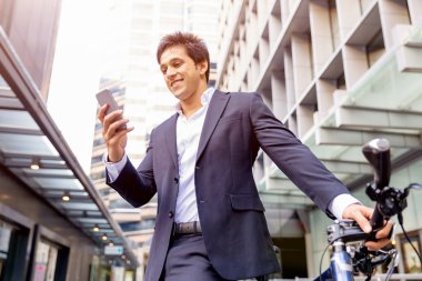 Bisiklet ile başarılı iş adamı