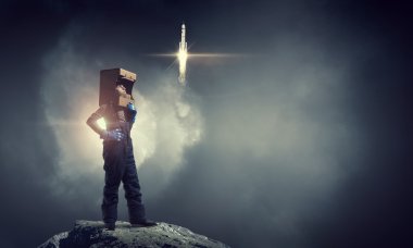 Uzay inceleyeceksiniz. Karışık teknik