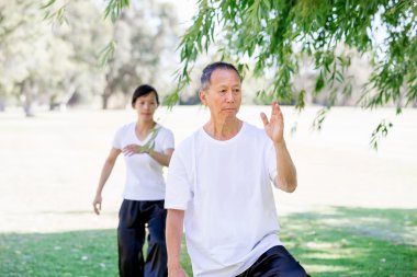 İnsanlar Park Thai chi