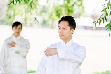 İnsanlar Park Thai chi