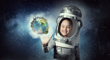 Uzay inceleyeceksiniz. Karışık teknik