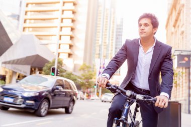 Bisiklet ile başarılı iş adamı