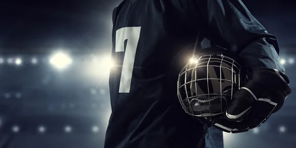 Giocatore di hockey su ghiaccio. Mezzi misti — Foto Stock