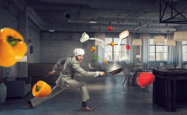 Özel bir şey pişiyor. Karışık teknik