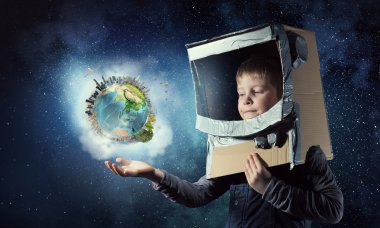 Uzay inceleyeceksiniz. Karışık teknik