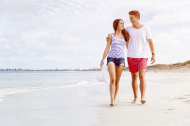 plaj romantik genç Çift