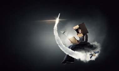 Uzay inceleyeceksiniz. Karışık teknik