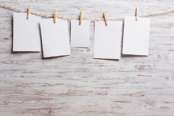 Paper hang on clothesline — Stock Photo, Image