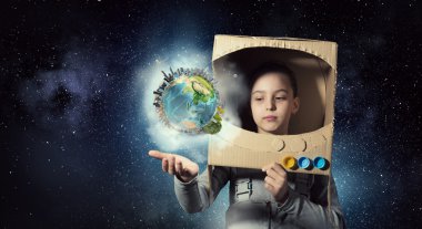 Uzay inceleyeceksiniz. Karışık teknik