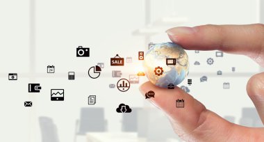 Medya dünya çapında teknoloji kavramı. Karışık teknik