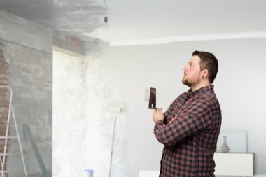 Tamirci iç aracıyla. Karışık teknik