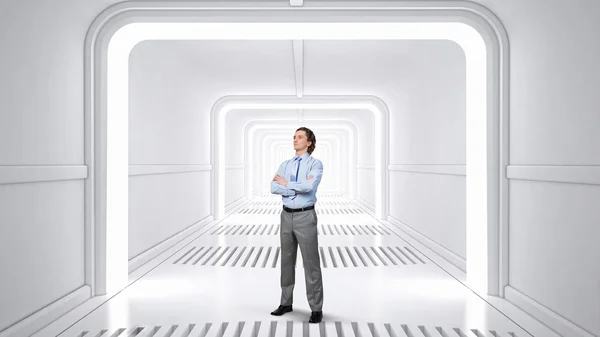 Muž v futuristický interiér. Kombinovaná technika — Stock fotografie
