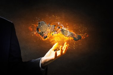 Anahtar yangın alevler içinde oturum açın. Karışık teknik