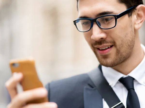 Portrait of handsome businessman outdoor — Stock Photo, Image