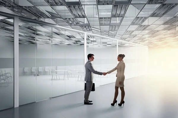 Obchodní partneři handshake. Kombinovaná technika — Stock fotografie