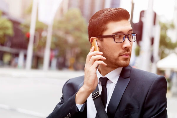 Portrait of handsome businessman outdoor — Stock Photo, Image