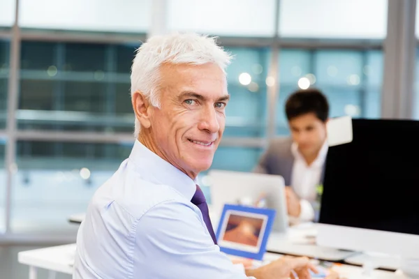 Éxito y profesionalidad en persona — Foto de Stock