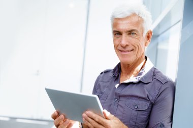 ofis yakışıklı işadamı