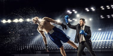 Rekabet ruhu içinde iş. Karışık teknik